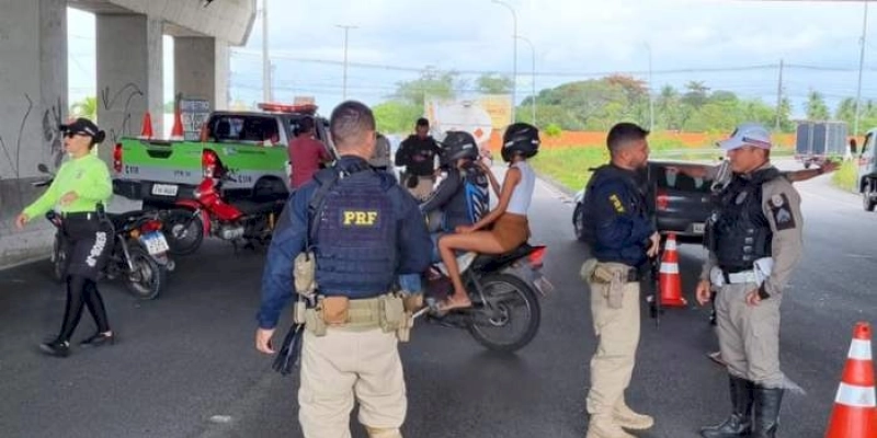 PRF na Paraíba realiza blitz integrada com BPTran e SEMOB