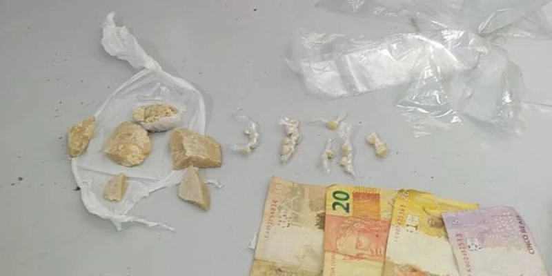Polícia apreende adolescente suspeito de tráfico de drogas