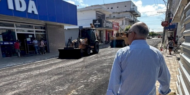 Prefeitura de Santa Luzia inicia a pavimentação asfáltica das avenidas José Américo de Almeida e Epitácio Pessoa