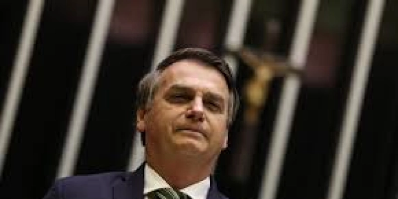 Bolsonaro analisará possíveis vetos a projeto de abuso de autoridade
