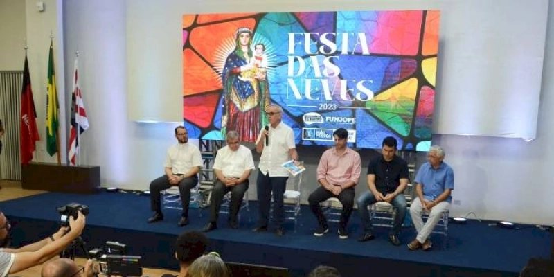 Cícero Lucena divulga programação da Festa das Neves, que terá Peninha, Joanna e Padre Nilson