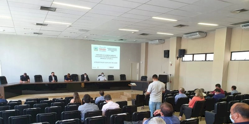 Fim dos lixões: plano de ação para construir unidades de gerenciamento é apresentado a prefeitos paraibanos