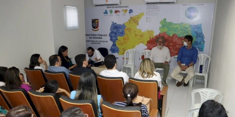 Promotoria de Santa Rita recebe capacitação sobre grupos reflexivos da Fundação Margarida Maria Alves