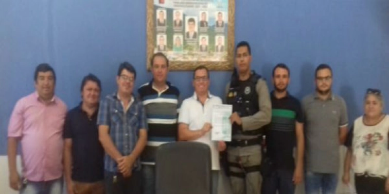 Policial Militar recebe moção de aplausos da Câmara Municipal de Lagoa por frustrar roubo aos Correios; Veja