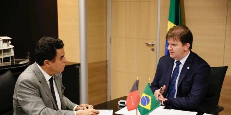Wilson Santiago cobra celeridade e ministro garante empenho para entregar Eixo Norte o mais breve possível