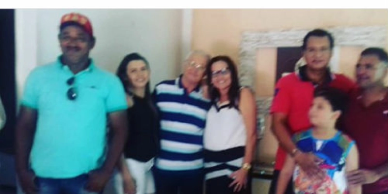 Deputado Frei Anastácio é recepcionado com almoço na residência da ex-candidata a prefeita de Poço Dantas, professora Eva