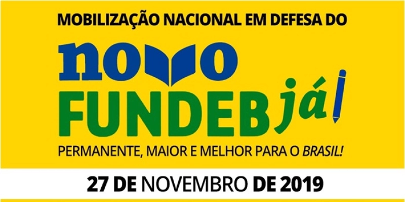 Servidores da educação de Campina Grande mobilizam na frente da Seduc nesta quarta