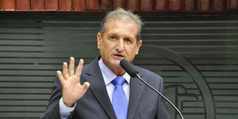 Hervázio diz a Jornalista que não “conversou nada” sobre sua saída da ALPB