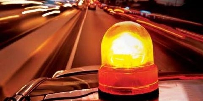 Servente de pedreiro é assassinado a tiros na cabeça e mulher é atingida por bala perdida 