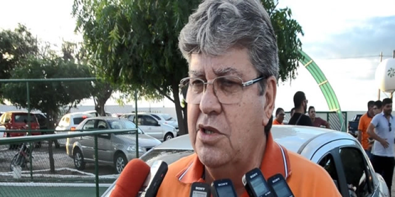 Azevedo sai em defesa de Vené no Sertão, e manda recado para Anastácio: “Se ele não for bem recebido lá, eu também não irei”; Vídeo