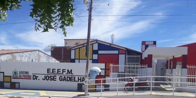 Alunos egressos da ECIT Dr. José Gadelha, em Aparecida, alcançam excelentes desempenhos na redação do ENEM 2023