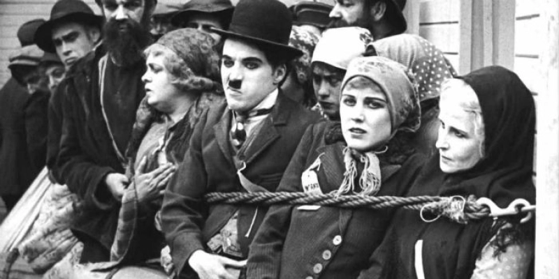 Orquestra apresenta filmes de Charles Chaplin com trilha sonora ao vivo