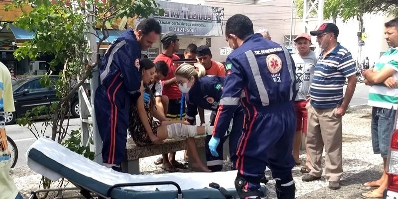 Jovem gravida é atropelada por veículo quando atravessava a rua 