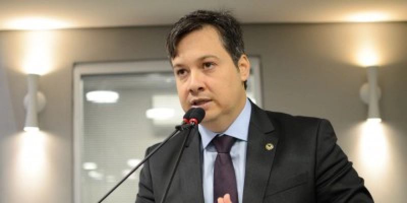 Deputado Júnior Araújo lembra infância de Gabriel Diniz em Cajazeiras, e solidariza com a Família; Áudio 