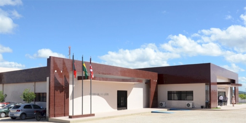 Júri acolhe tese do MPPB e condena homem por feminicídio duplamente qualificado contra a esposa
