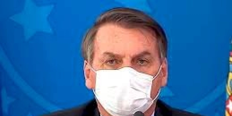 Bolsonaro sanciona lei que protege consumidores do superendividamento