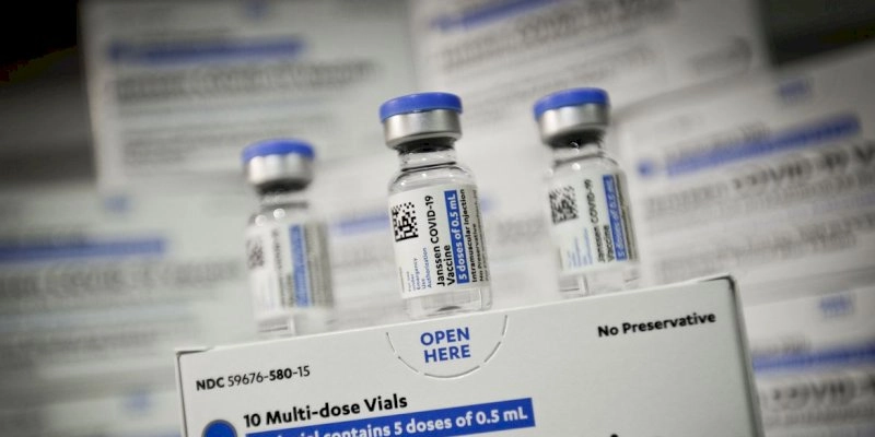 Janssen: mais 1,4 milhão de doses do imunizante chegam ao Brasil nesta quarta (8)