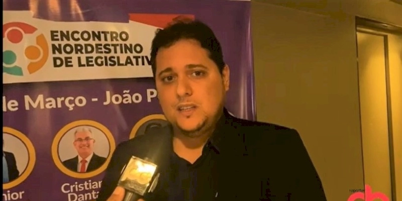 Novinho de Carlão participa de II Encontro Nordestino de Vereadores, e diz que o Legislativo vai debater os maiores problemas direto com o povo sousense; Vídeo 