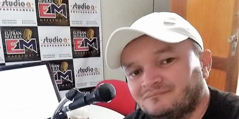 Radialista inova, conquista público fiel na Rádio, e nas Redes Sociais em Nazarezinho 