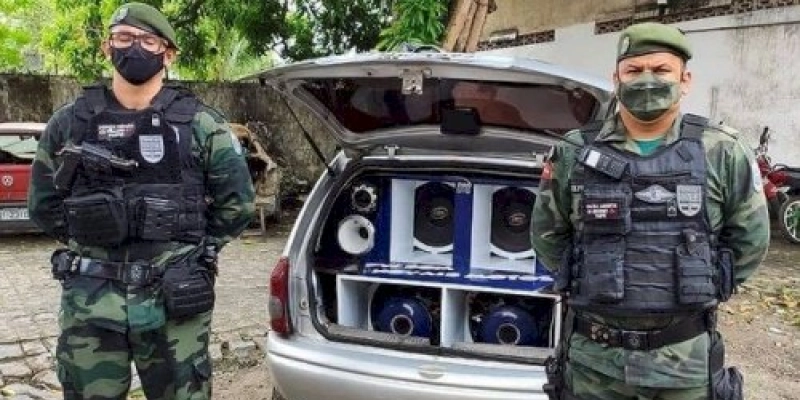 Polícia combate crime de poluição sonora, apreende aparelho de som e aplica multa no valor de R$ 5.000,00