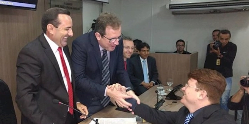 Prefeito Tyrone confirma Vereador Koloral Júnior no Turismo, e aliado do Grupo Gadelha poderá aderir ao esquema governista em Sousa  