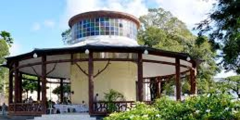 Praça da Independência recebe espetáculo que incentiva a cultura do circo