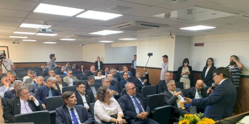 Presidentes de Creci’s pedem à CEF tratamento devido a corretores de imóveis