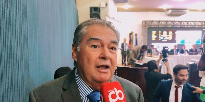 Sousa precisa deixar de ser boa madrasta e ser boa mãe”, diz Lindolfo Pires