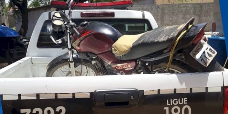 Polícia Militar apreende veículo com sinais identificadores adulterados no Sertão