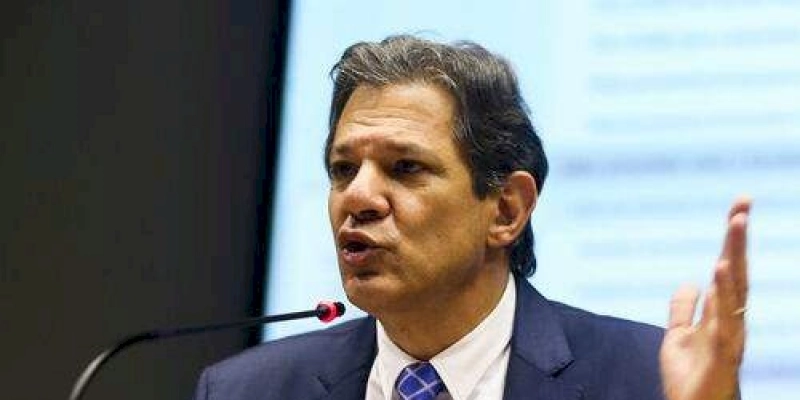 Tensões entre governo e Legislativo têm impacto na economia, reforça cientista política