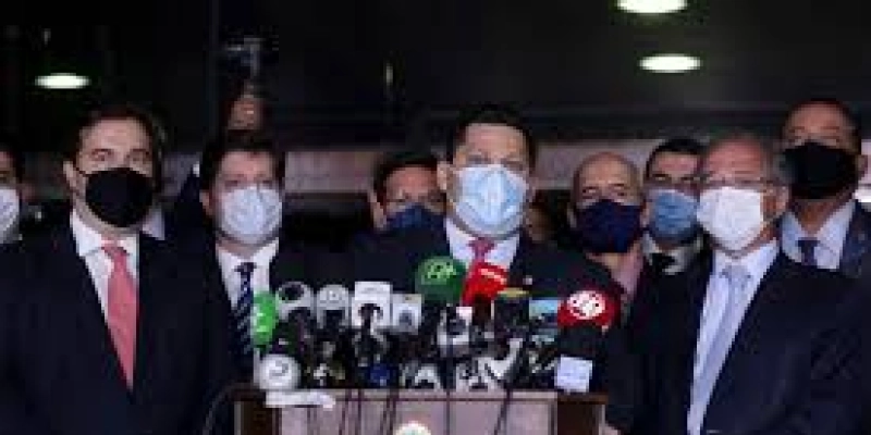 Governo propõe trocar PIS/Cofins por novo imposto de 12% sobre consumo