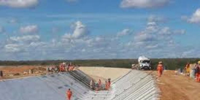 Obras do Eixo Norte do Projeto São Francisco já estão com frentes de serviço 24 horas