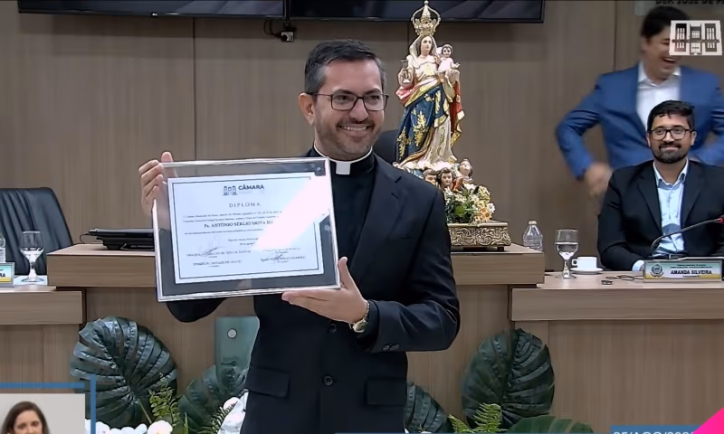 padre_sergio2.jpg