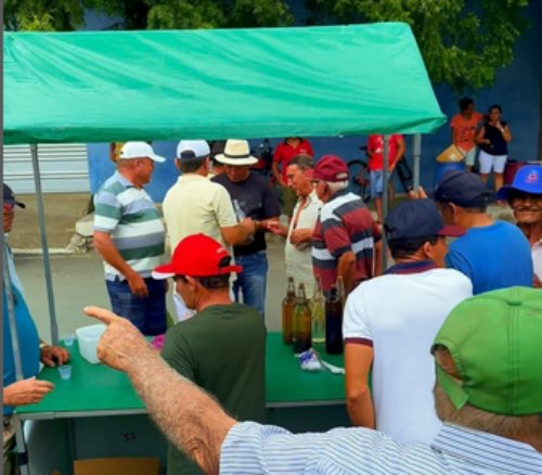Feira de produtos da agricultura familiar, em São José da Lagoa Tapada