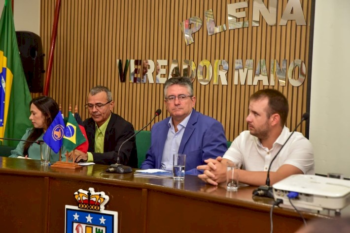 O vereador Natércio Farias, que propôs a realização da audiência pública na Câmara de São João do Cariri
