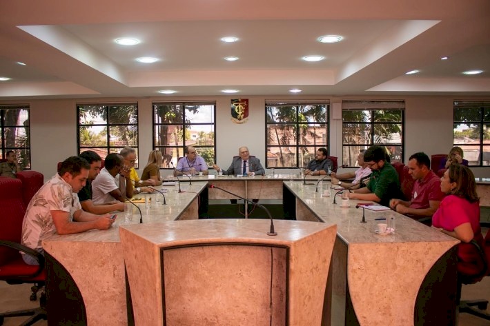 Nominando coordenou, nesta quinta-feira (01), a primeira audiência pública na história do TCE-PB