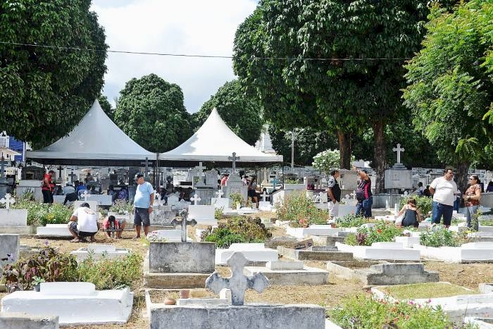 Visitação tranquila nos cemitérios públicos da Capital