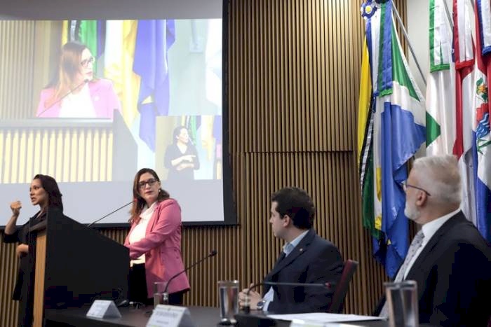 inistra Cristiane Britto no Dia Nacional da Família