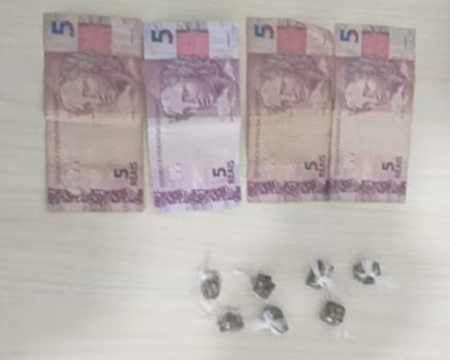 Droga e Dinheiro são apreendidos em poder de Jovem durante abordagem policial em Cajazeiras 