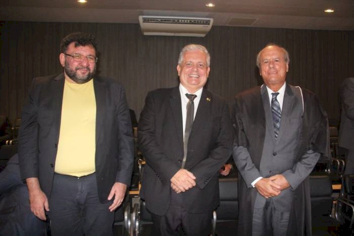 Deputado Bosco representa a ALPB em lançamento do ‘i-Nova Justiça’, no TJPB