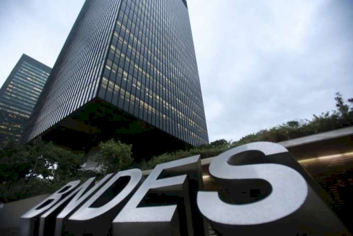 Banco Nacional de Desenvolvimento Econômico e Social (BNDES)