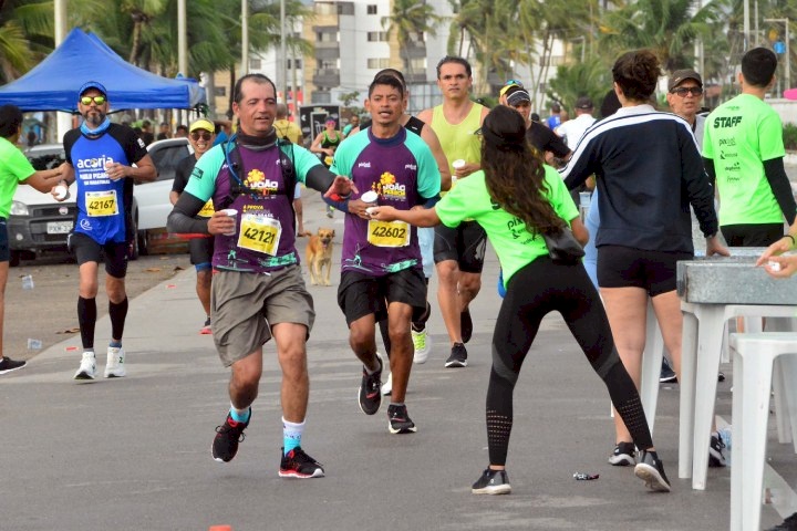 Atletas maratonistas em João Pessoa
