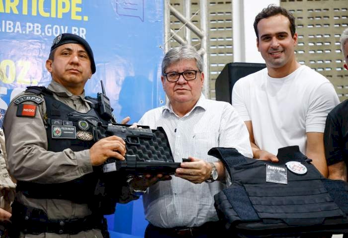 Novos equipamentos e fardamentos para os policiais militares