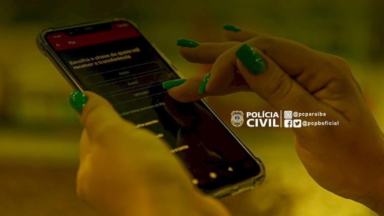 Polícia Civil da Paraíba prende em flagrante mulher que aplicou “golpe do whatsappp” em idosa de São Paulo 