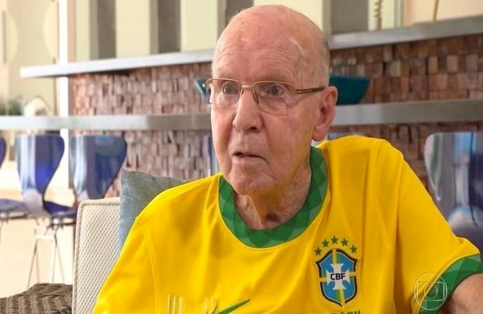 Ex-técnico da seleção brasileira segue sob cuidados na unidade semi-intensiva
