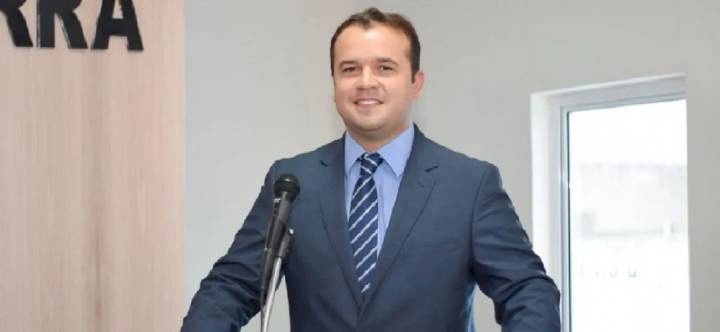 Prefeito  Umberto Jefferson de Morais Lima (União Brasil)
