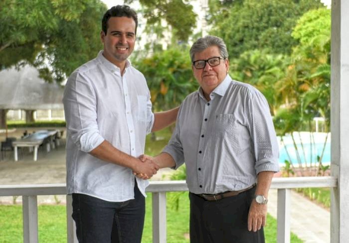João Azevêdo e Lucas Ribeiro