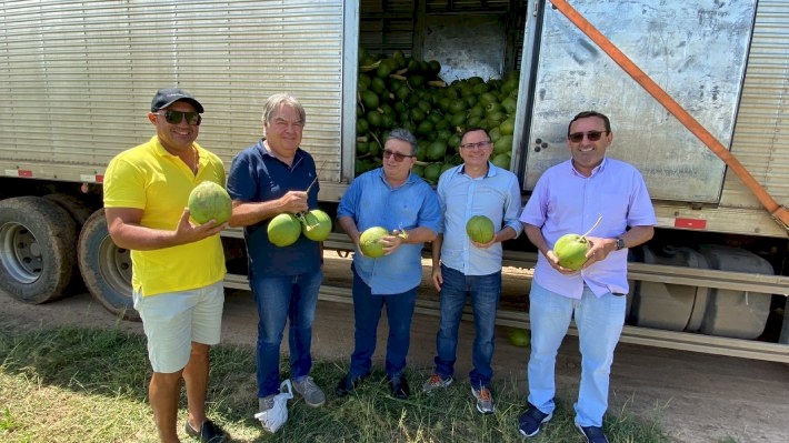 Secretário de Agricultura, Joaquim Hugo no Perímetro Irrigado de São Gonçalo