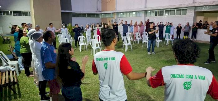Apresentações de músicas natalinas para pacientes e acompanhantes