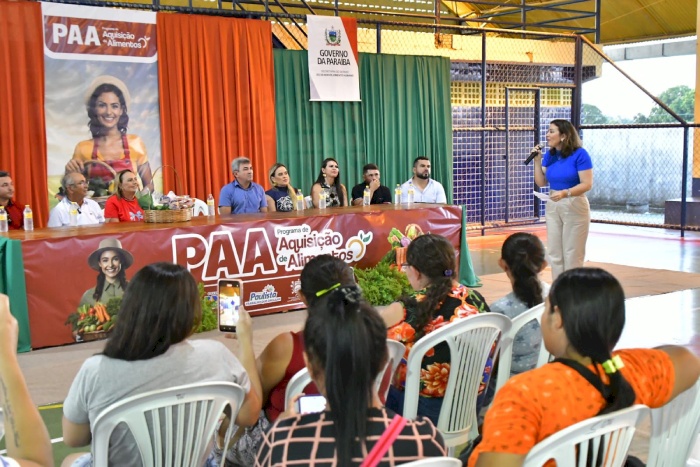 Entrega 7,8 toneladas de alimentos do PAA em São Domingos, Cajazeirinhas e Paulista